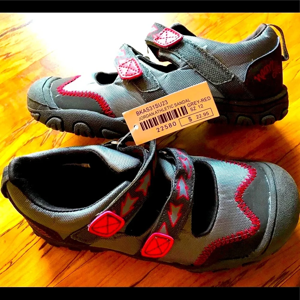 New with tags Naartjie 12 Jordan athletic water sandals gray red adj straps